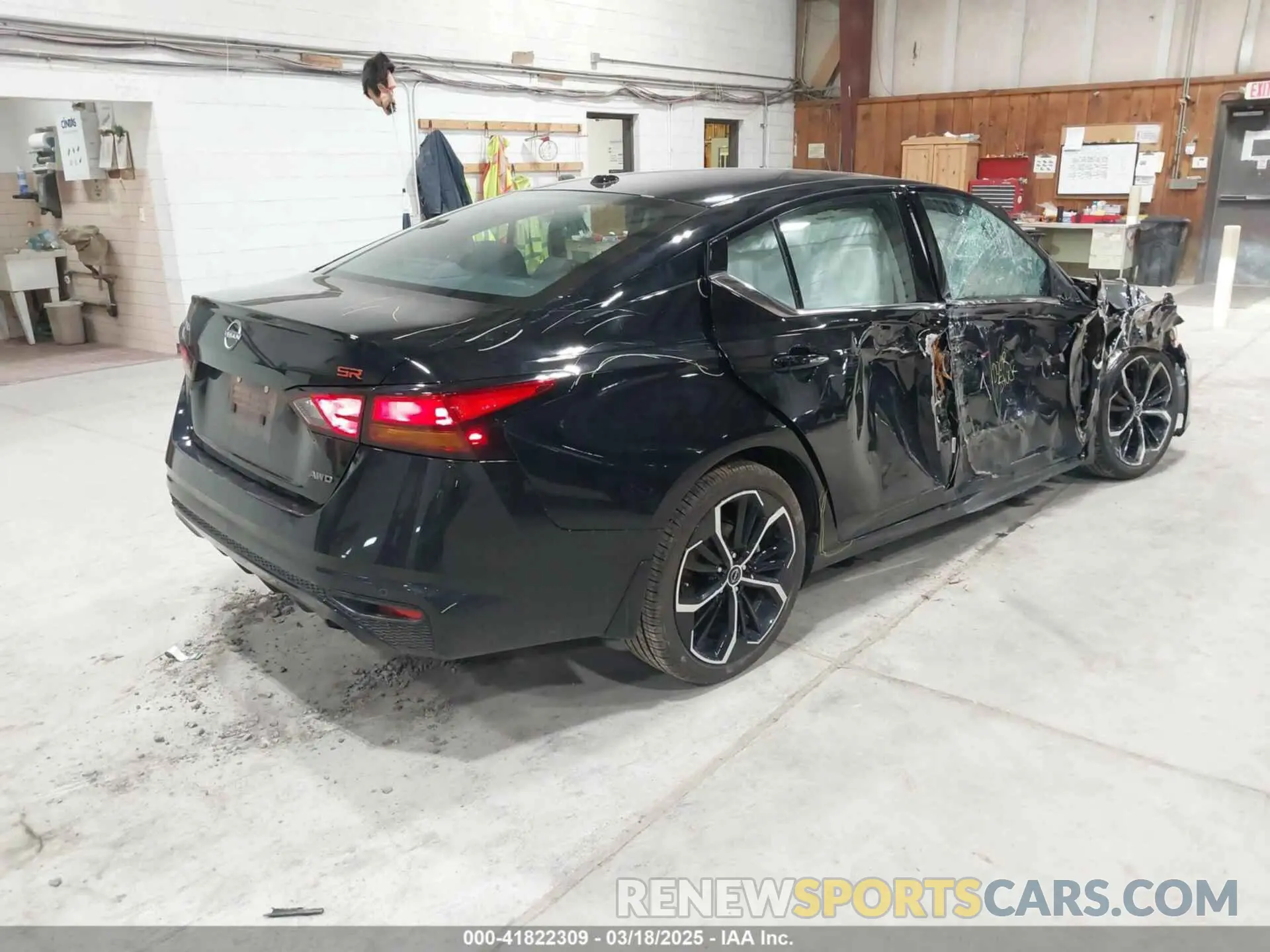 4 Photograph of a damaged car 1N4BL4CW3SN309755 NISSAN ALTIMA 2025