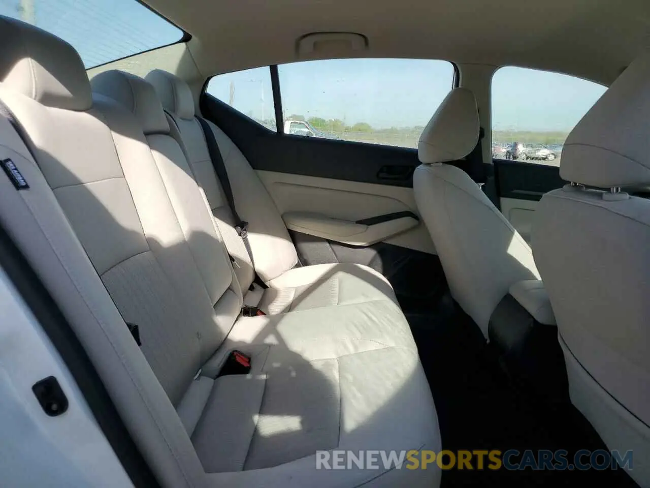 10 Photograph of a damaged car 1N4BL4DV0SN300095 NISSAN ALTIMA 2025
