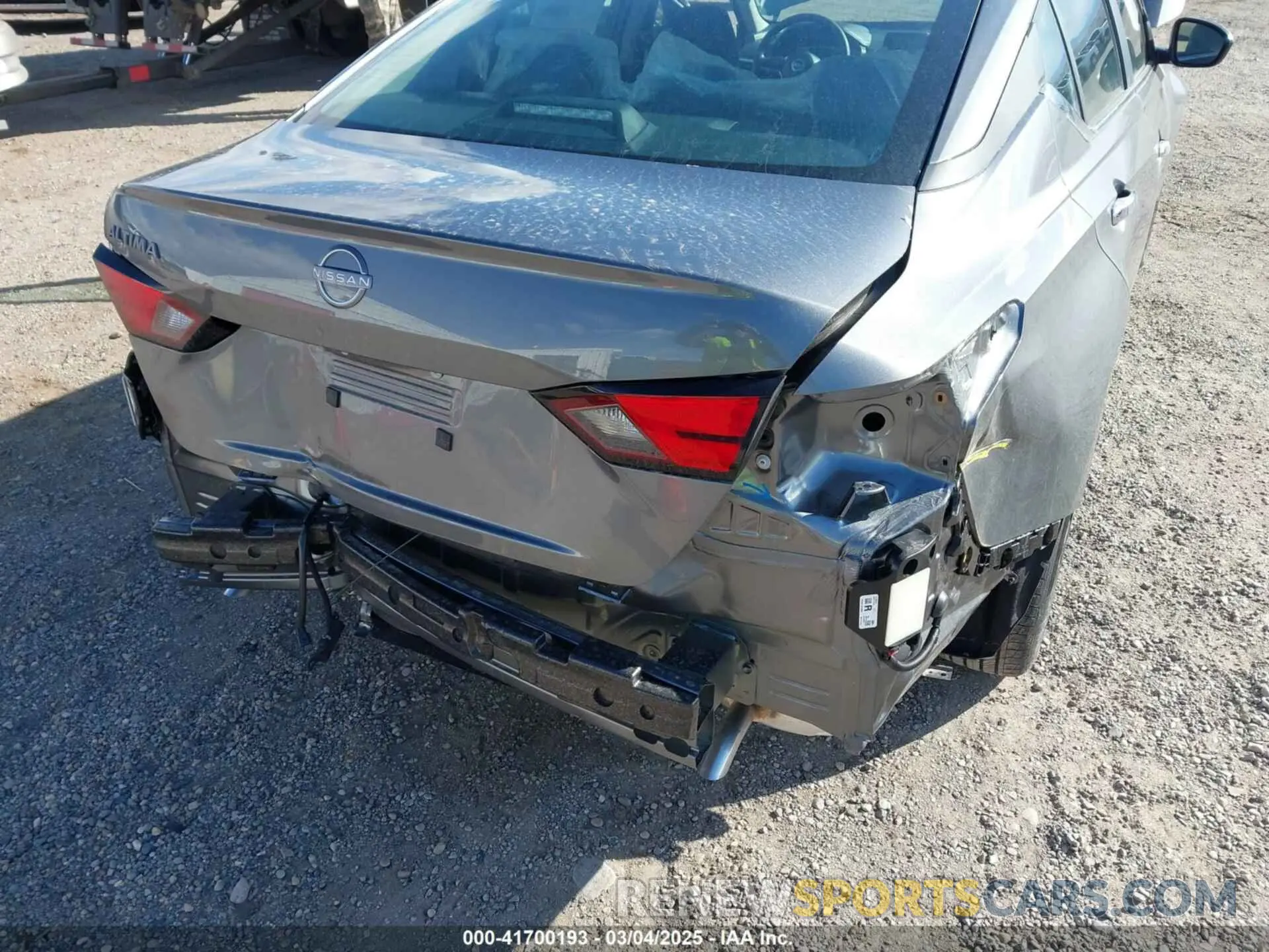 6 Photograph of a damaged car 1N4BL4DV0SN361169 NISSAN ALTIMA 2025
