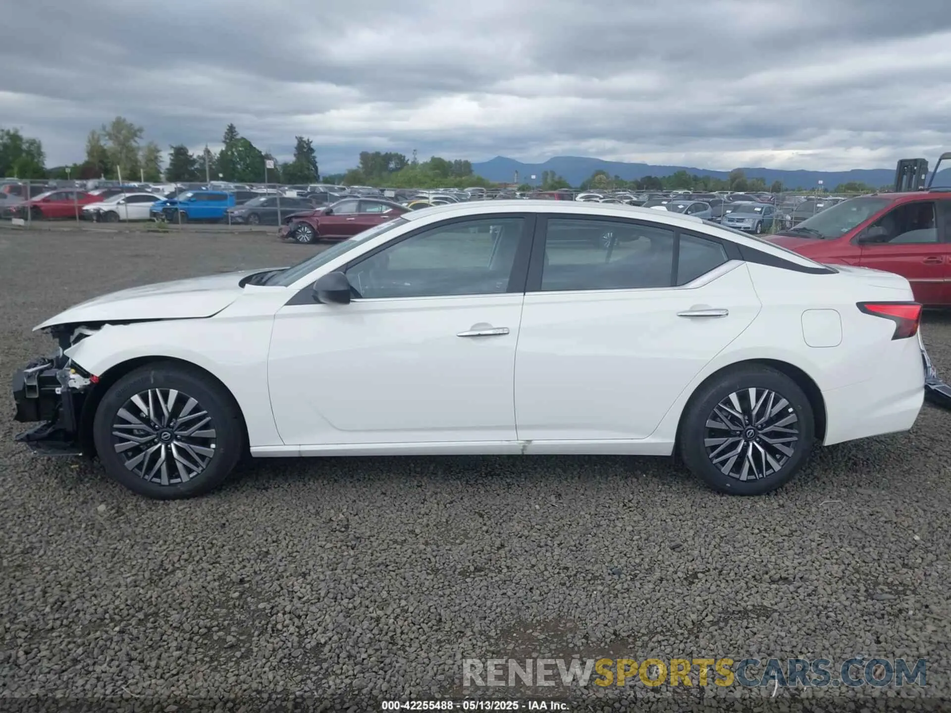 15 Photograph of a damaged car 1N4BL4DV0SN380725 NISSAN ALTIMA 2025