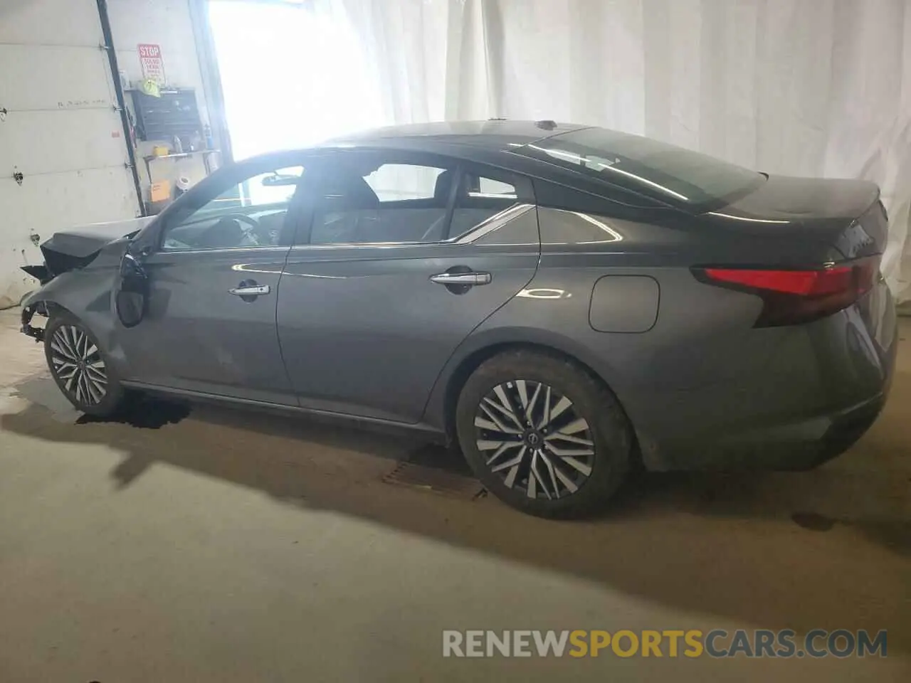 2 Photograph of a damaged car 1N4BL4DV0SN381986 NISSAN ALTIMA 2025