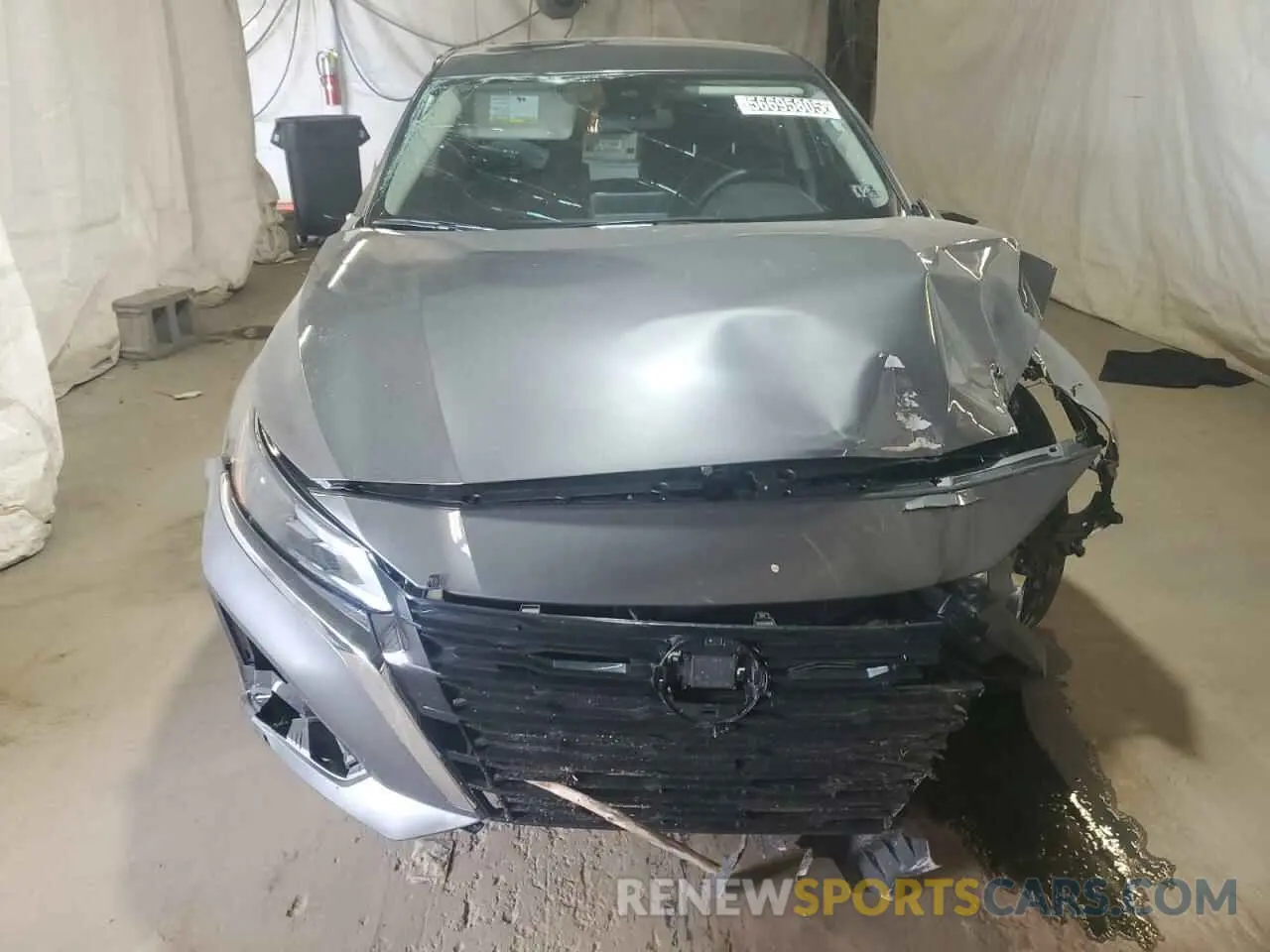 5 Photograph of a damaged car 1N4BL4DV0SN381986 NISSAN ALTIMA 2025