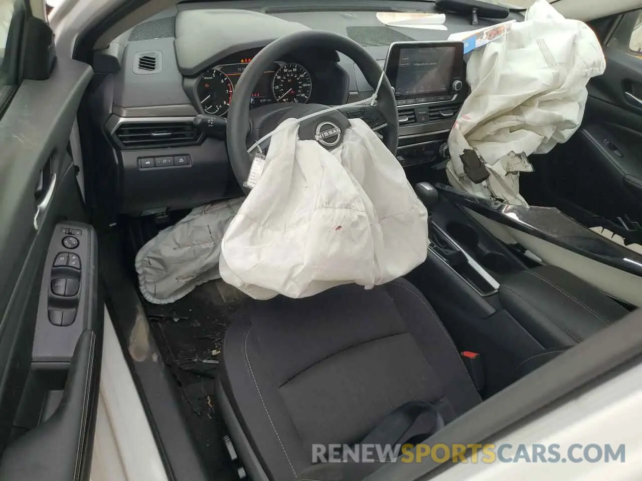 8 Photograph of a damaged car 1N4BL4DV1SN300042 NISSAN ALTIMA 2025