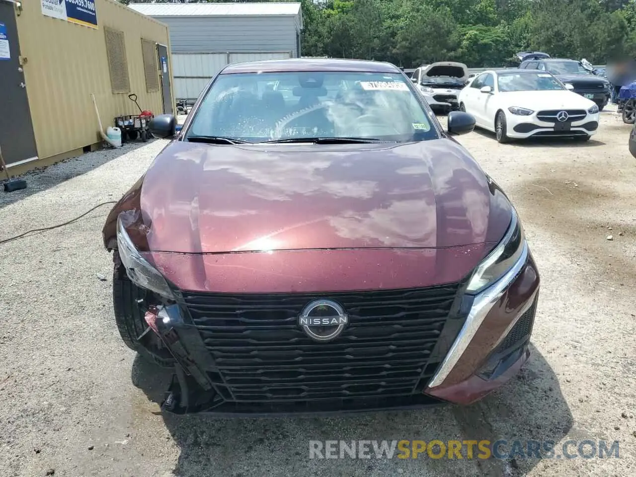 5 Photograph of a damaged car 1N4BL4DV1SN309033 NISSAN ALTIMA 2025