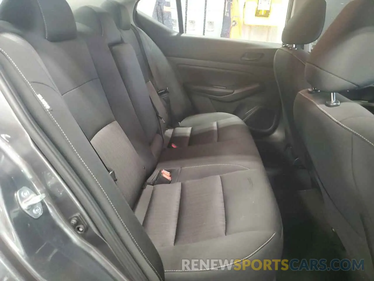 10 Photograph of a damaged car 1N4BL4DV1SN318850 NISSAN ALTIMA 2025