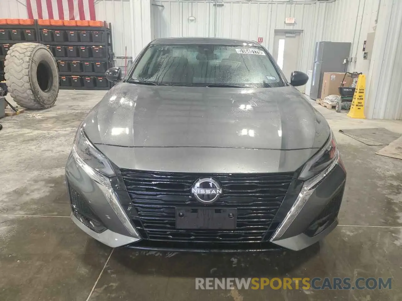 5 Photograph of a damaged car 1N4BL4DV1SN318850 NISSAN ALTIMA 2025