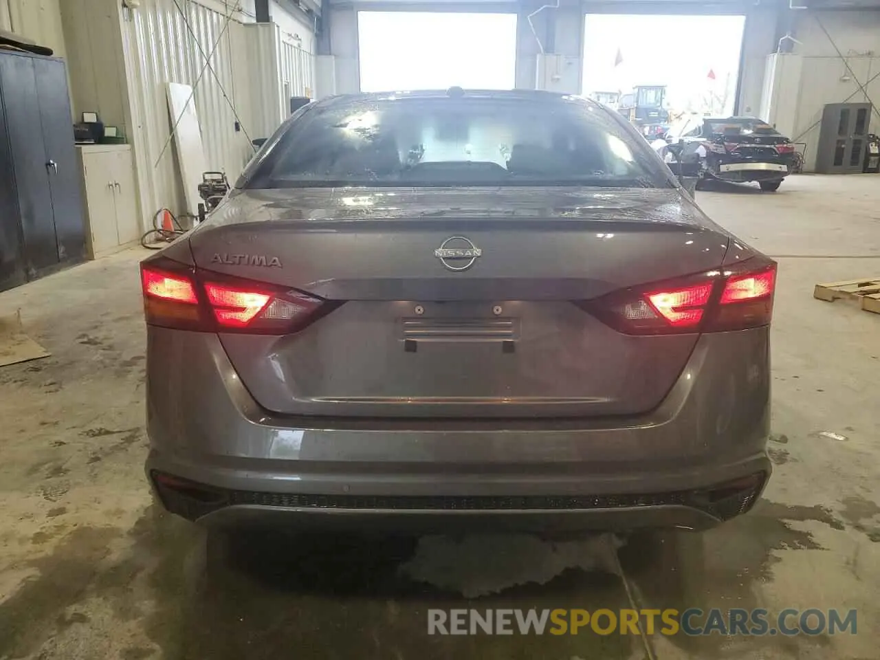 6 Photograph of a damaged car 1N4BL4DV1SN318850 NISSAN ALTIMA 2025