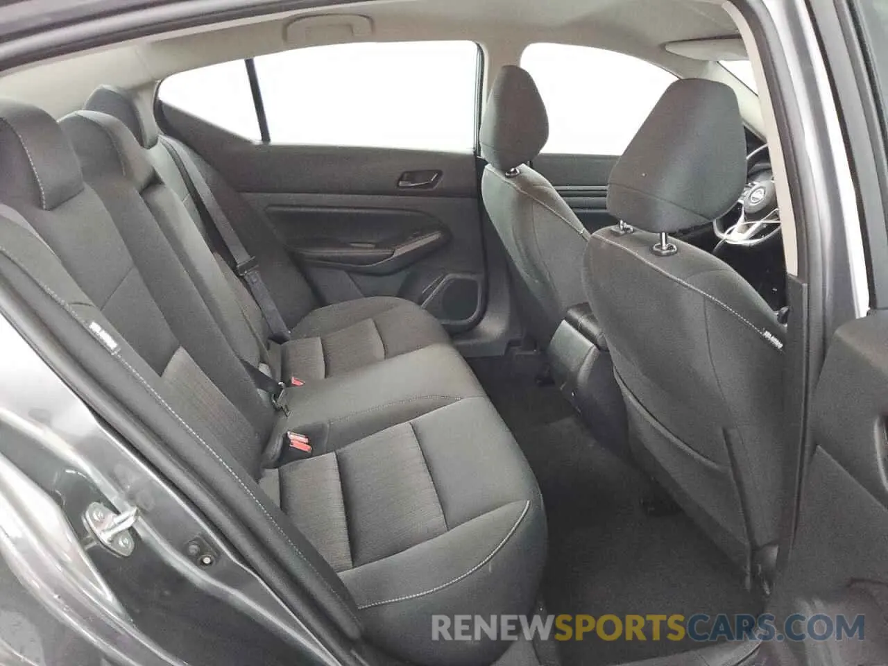10 Photograph of a damaged car 1N4BL4DV1SN321229 NISSAN ALTIMA 2025