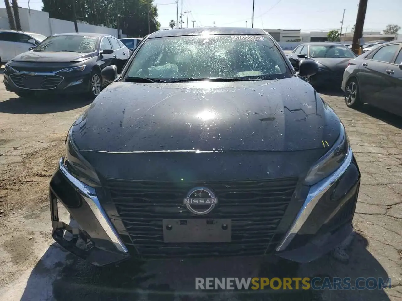 5 Photograph of a damaged car 1N4BL4DV1SN328228 NISSAN ALTIMA 2025