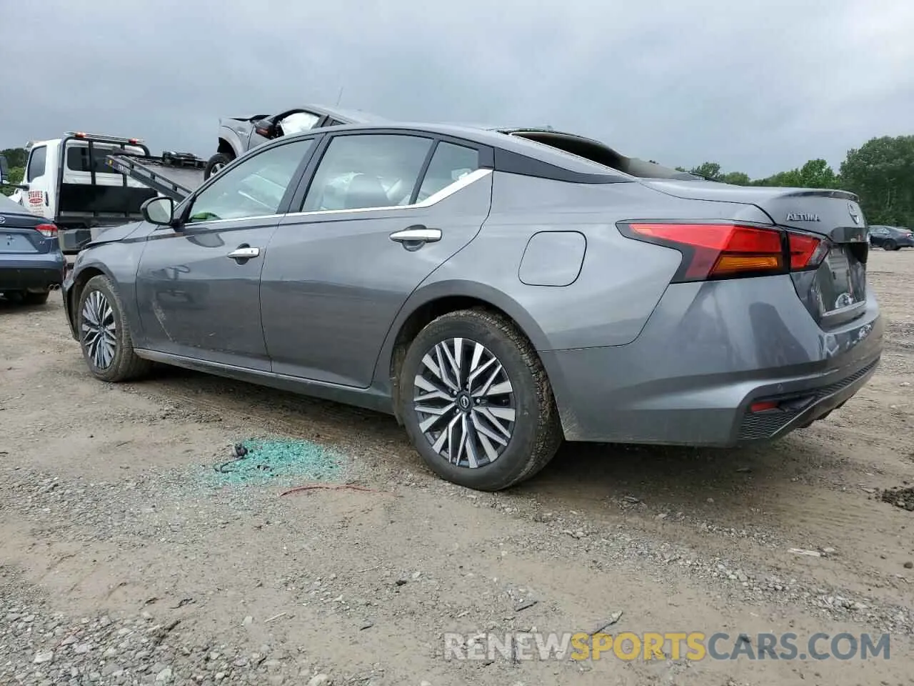 2 Photograph of a damaged car 1N4BL4DV1SN331114 NISSAN ALTIMA 2025