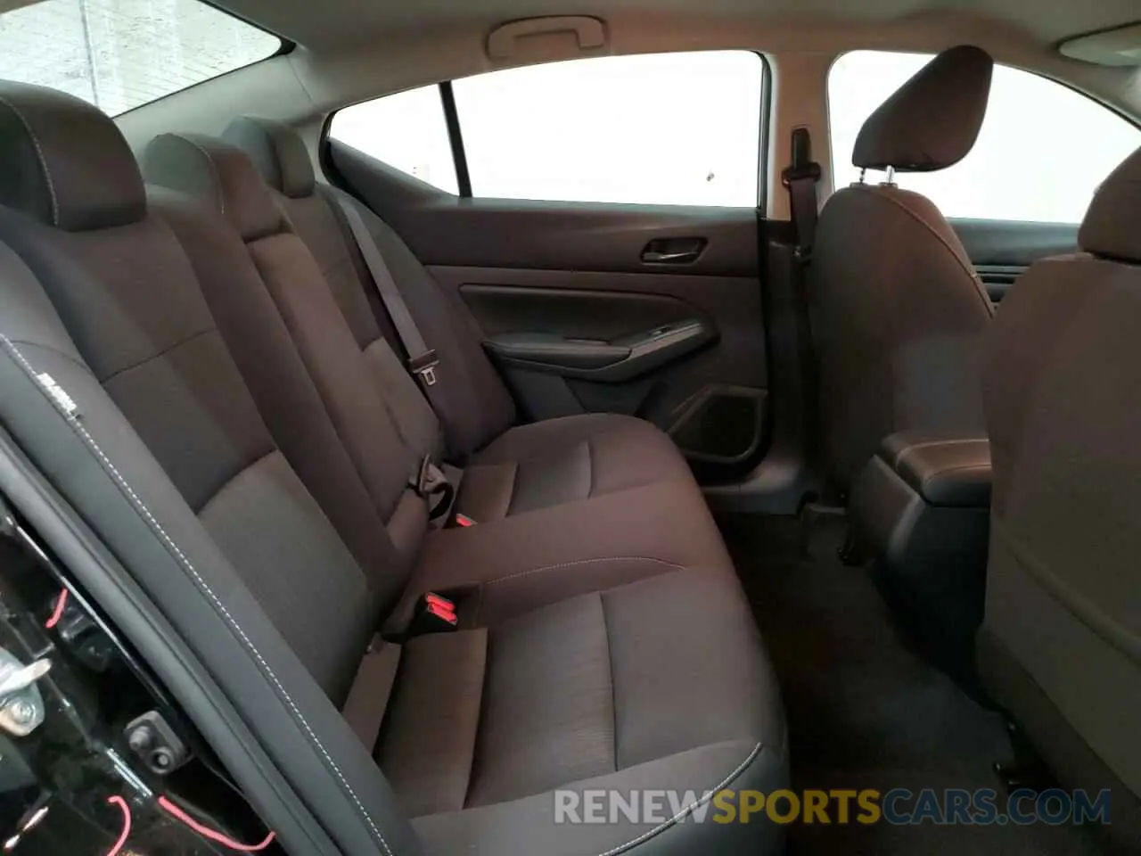 10 Photograph of a damaged car 1N4BL4DV1SN344137 NISSAN ALTIMA 2025