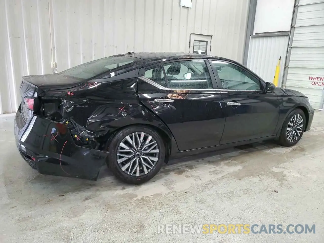 3 Photograph of a damaged car 1N4BL4DV1SN344137 NISSAN ALTIMA 2025