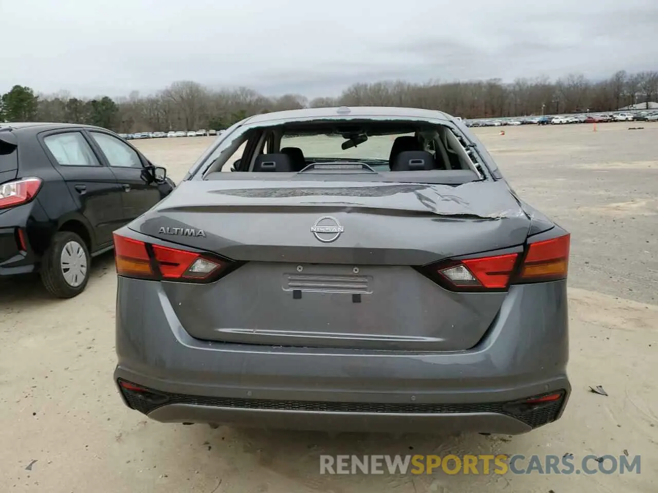 6 Photograph of a damaged car 1N4BL4DV1SN362329 NISSAN ALTIMA 2025