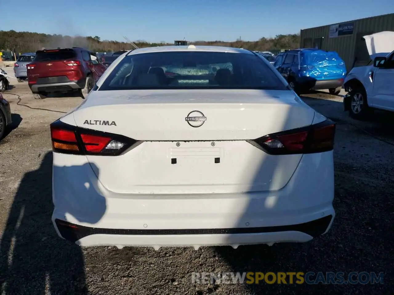 6 Photograph of a damaged car 1N4BL4DV1SN362881 NISSAN ALTIMA 2025