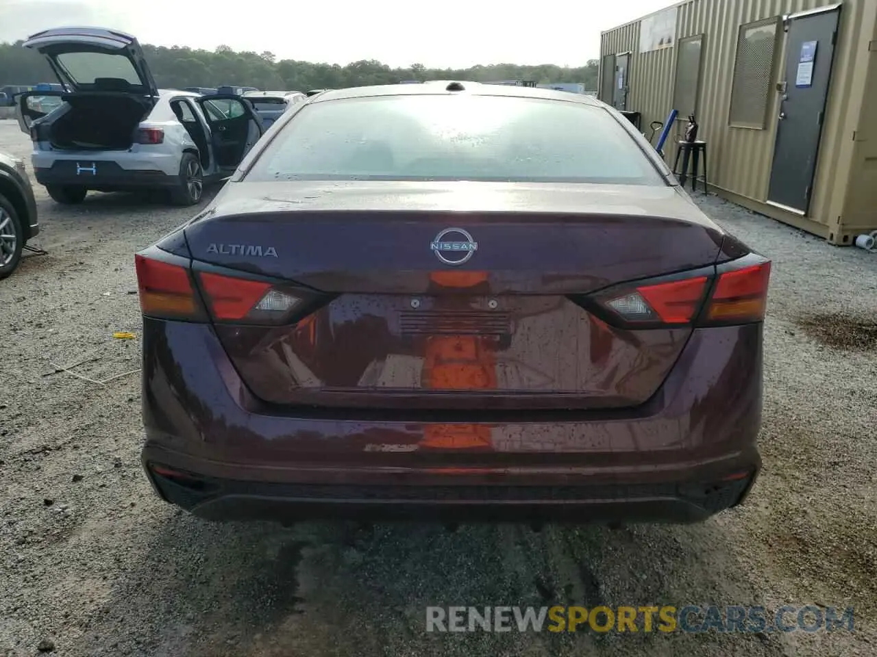 6 Photograph of a damaged car 1N4BL4DV1SN364713 NISSAN ALTIMA 2025