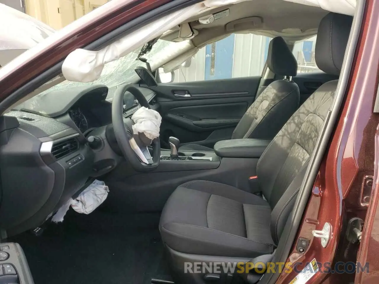 7 Photograph of a damaged car 1N4BL4DV1SN364713 NISSAN ALTIMA 2025