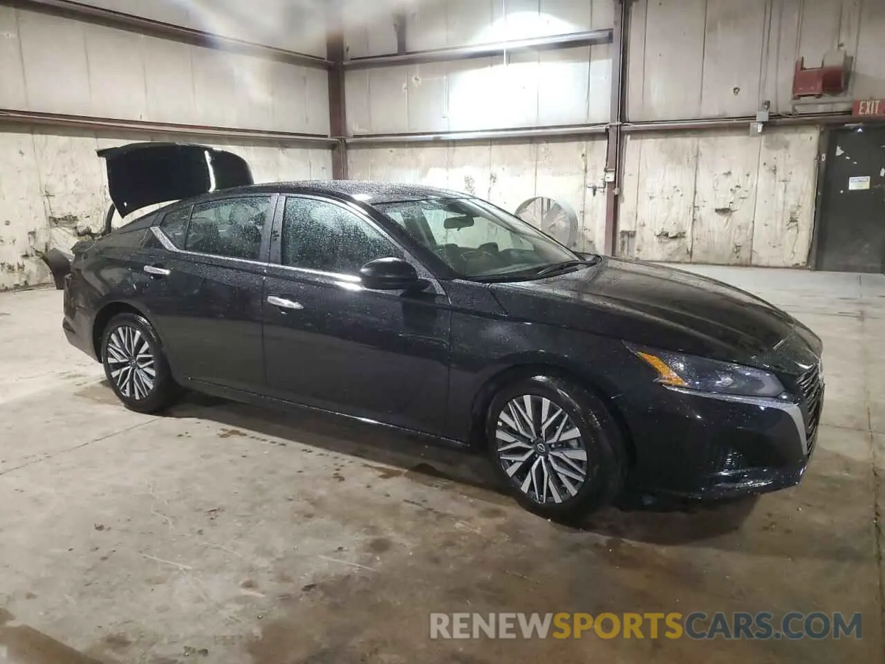 4 Photograph of a damaged car 1N4BL4DV1SN369300 NISSAN ALTIMA 2025