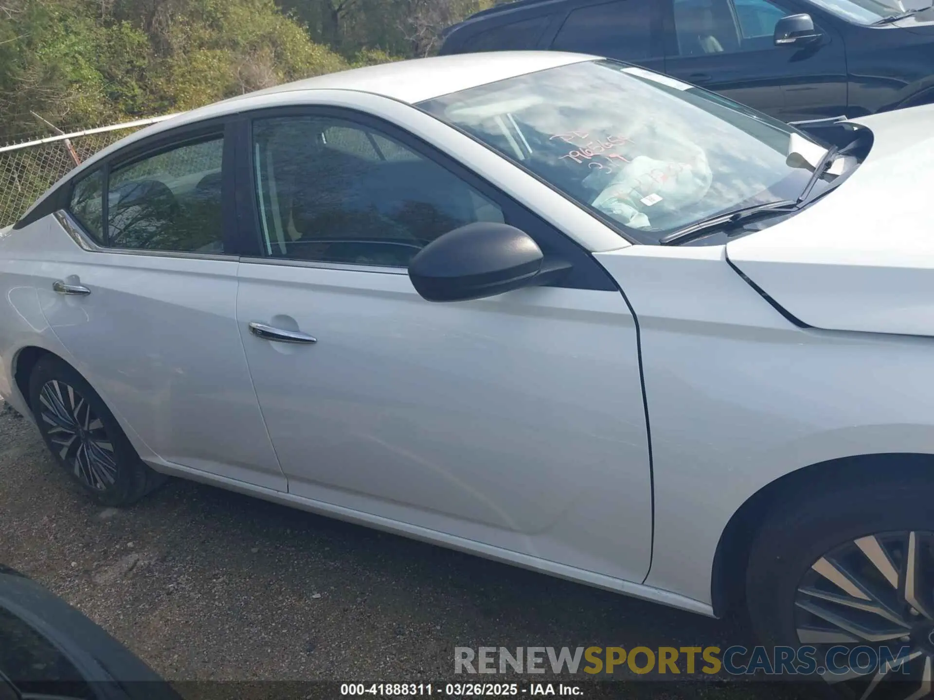 12 Photograph of a damaged car 1N4BL4DV1SN372097 NISSAN ALTIMA 2025