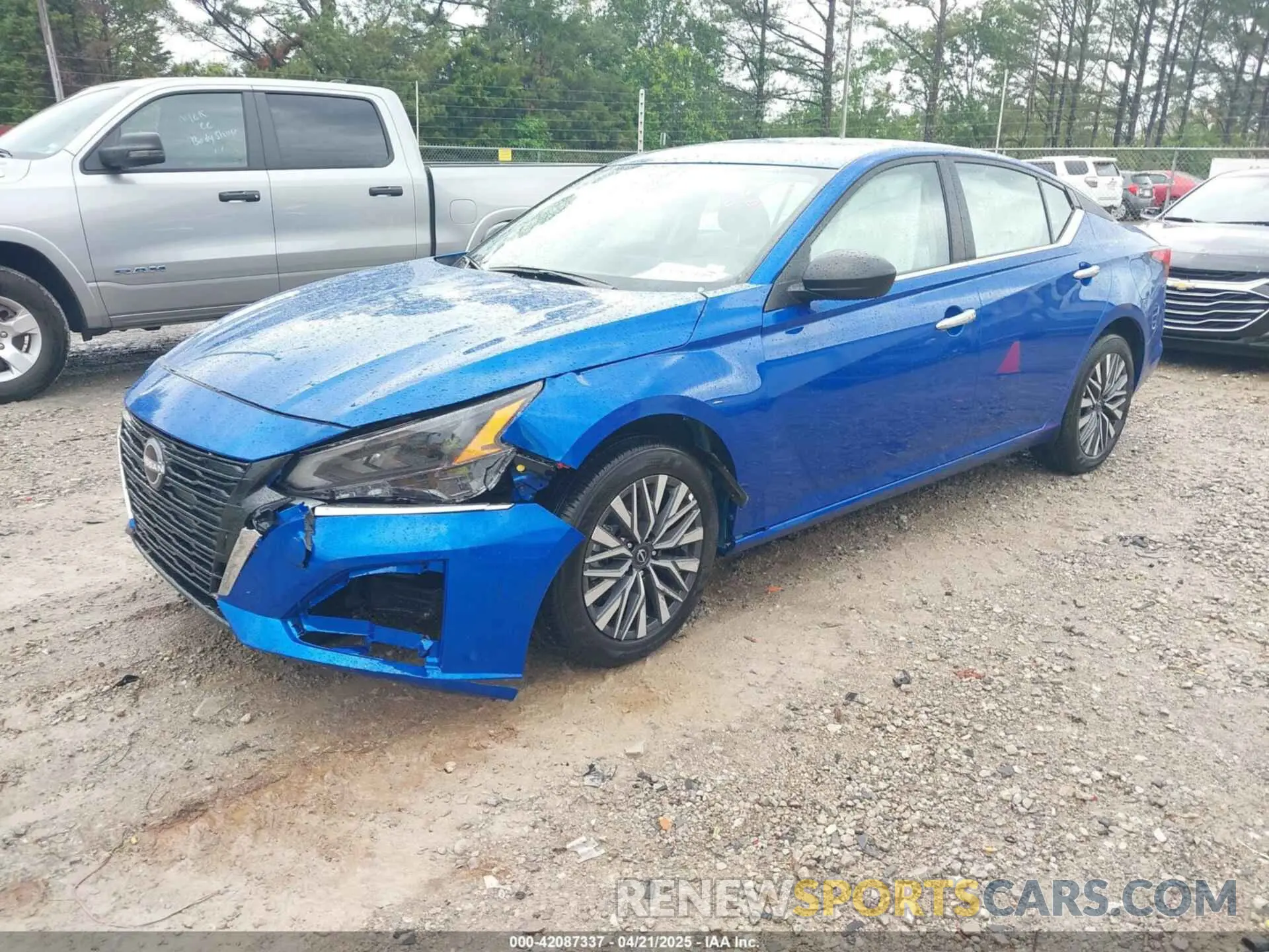2 Photograph of a damaged car 1N4BL4DV1SN376554 NISSAN ALTIMA 2025