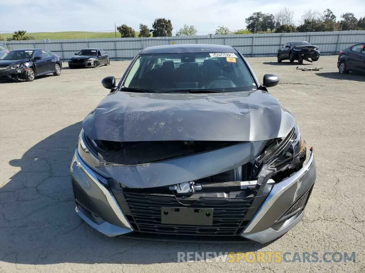 5 Photograph of a damaged car 1N4BL4DV2SN321207 NISSAN ALTIMA 2025
