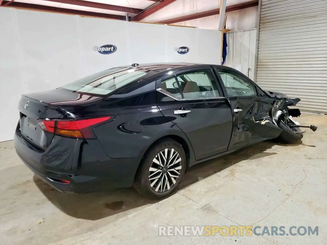 3 Photograph of a damaged car 1N4BL4DV2SN329257 NISSAN ALTIMA 2025