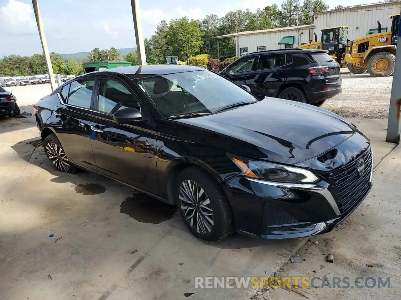 4 Photograph of a damaged car 1N4BL4DV2SN350299 NISSAN ALTIMA 2025