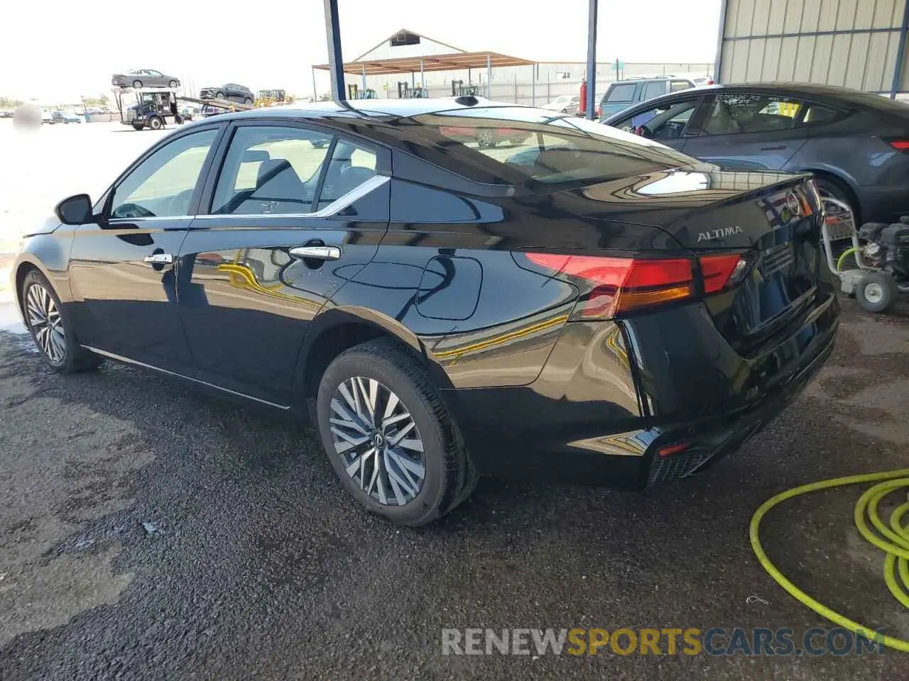 2 Photograph of a damaged car 1N4BL4DV2SN352134 NISSAN ALTIMA 2025