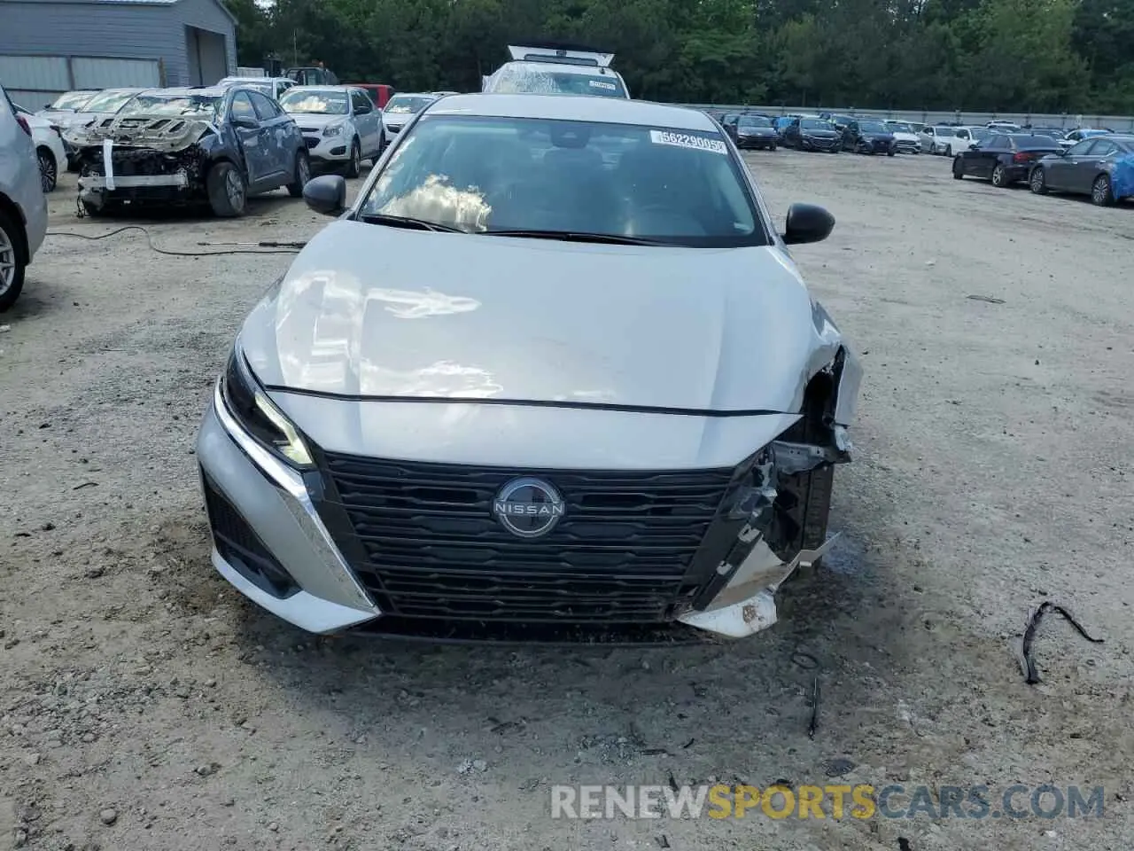 5 Photograph of a damaged car 1N4BL4DV2SN365112 NISSAN ALTIMA 2025