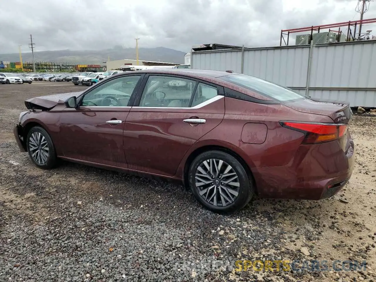 2 Photograph of a damaged car 1N4BL4DV3SN300656 NISSAN ALTIMA 2025