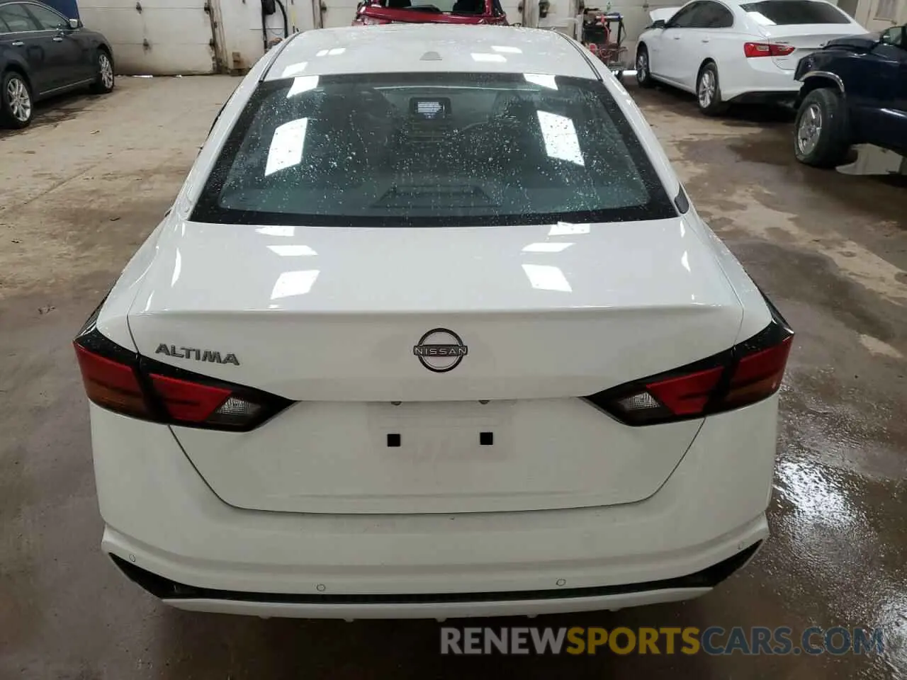 6 Photograph of a damaged car 1N4BL4DV3SN316968 NISSAN ALTIMA 2025
