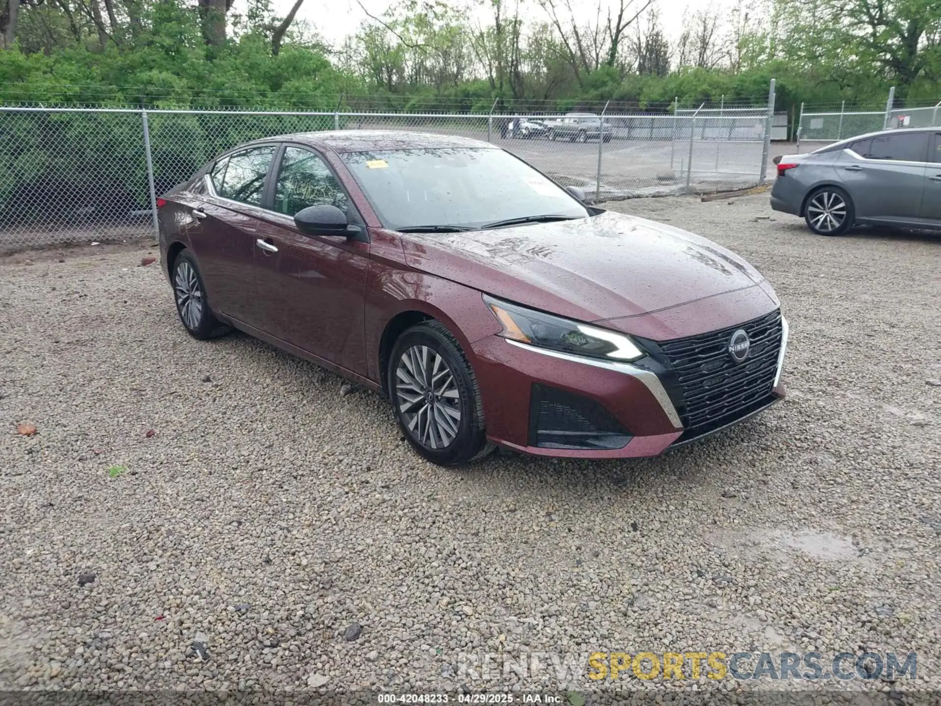 1 Photograph of a damaged car 1N4BL4DV3SN335052 NISSAN ALTIMA 2025