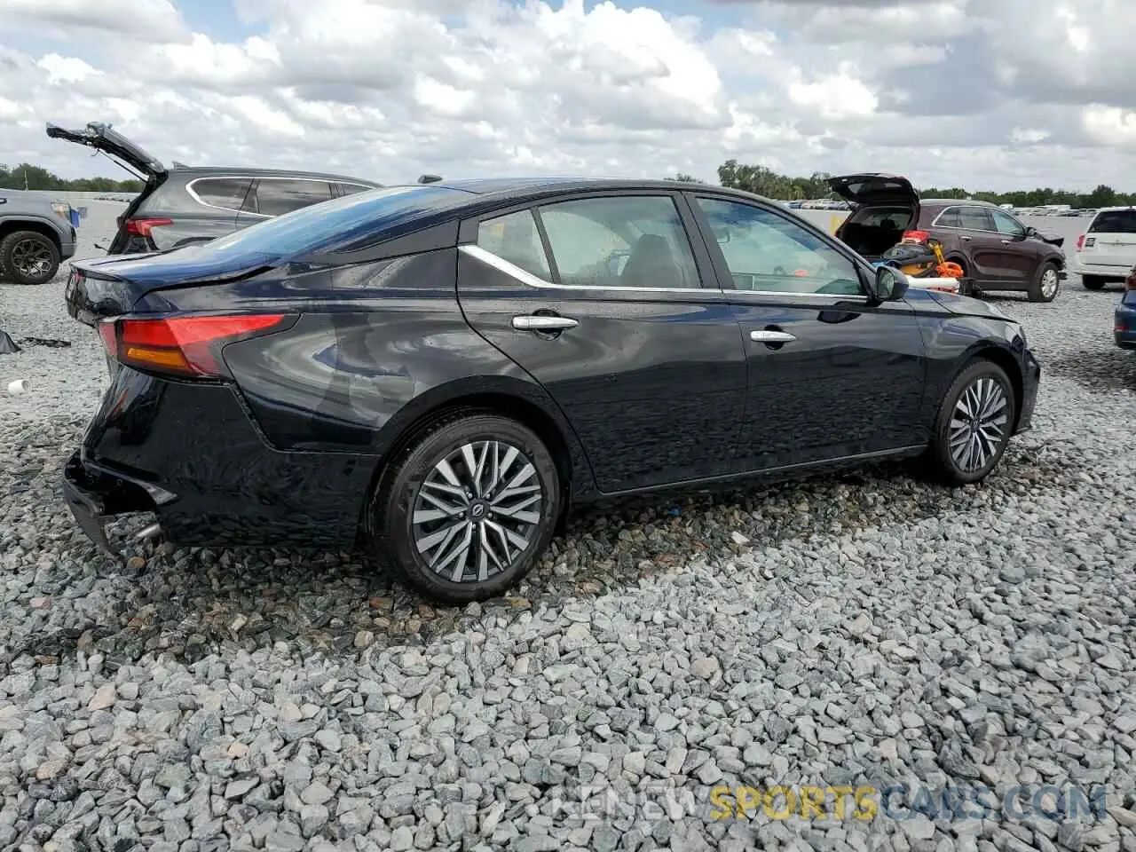 3 Photograph of a damaged car 1N4BL4DV3SN361411 NISSAN ALTIMA 2025