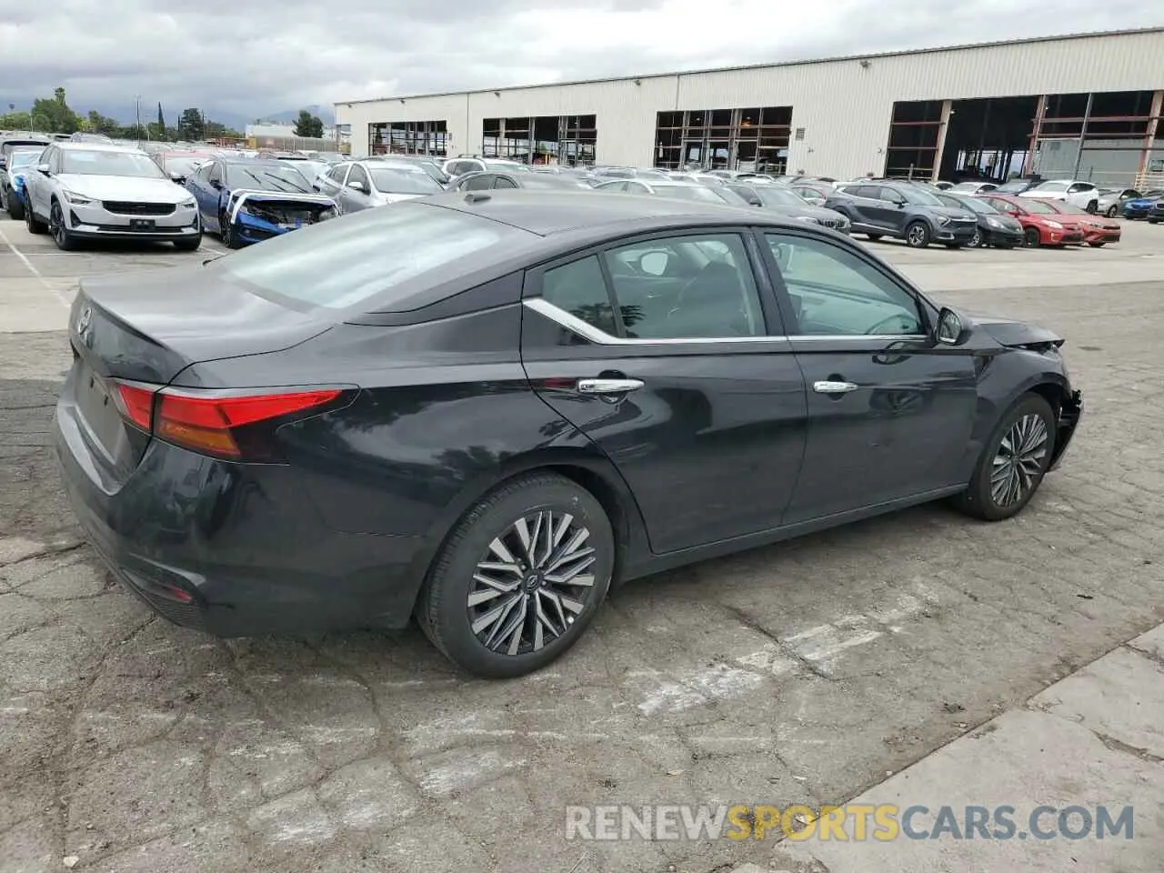 3 Photograph of a damaged car 1N4BL4DV3SN362090 NISSAN ALTIMA 2025