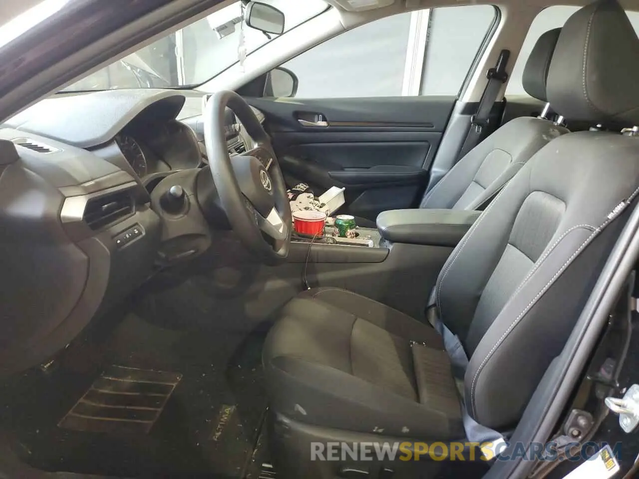 7 Photograph of a damaged car 1N4BL4DV3SN369279 NISSAN ALTIMA 2025