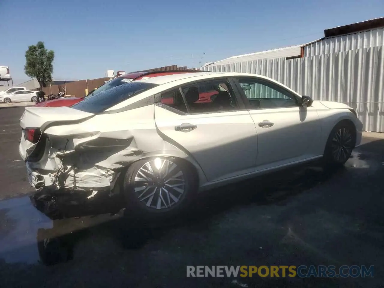 3 Photograph of a damaged car 1N4BL4DV3SN376328 NISSAN ALTIMA 2025