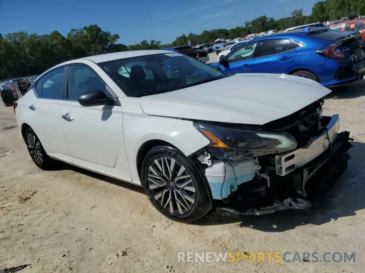4 Photograph of a damaged car 1N4BL4DV4SN302044 NISSAN ALTIMA 2025