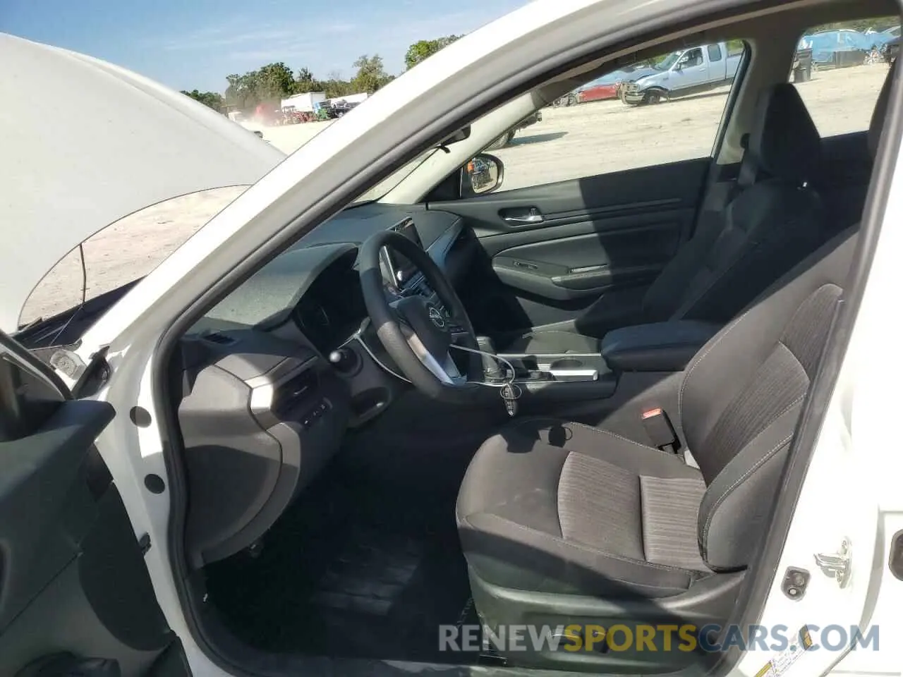 7 Photograph of a damaged car 1N4BL4DV4SN302044 NISSAN ALTIMA 2025