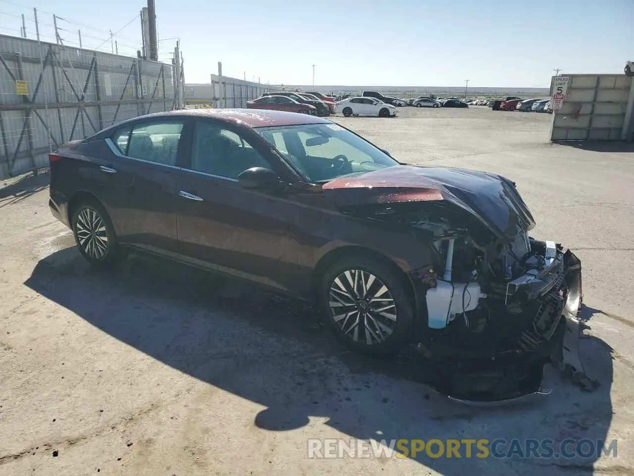 4 Photograph of a damaged car 1N4BL4DV4SN310385 NISSAN ALTIMA 2025