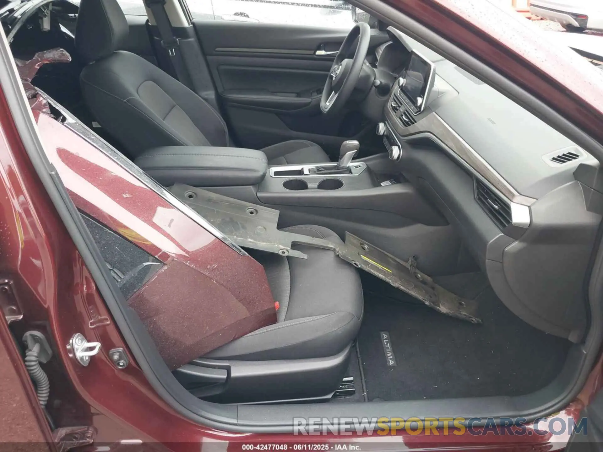 5 Photograph of a damaged car 1N4BL4DV4SN333911 NISSAN ALTIMA 2025