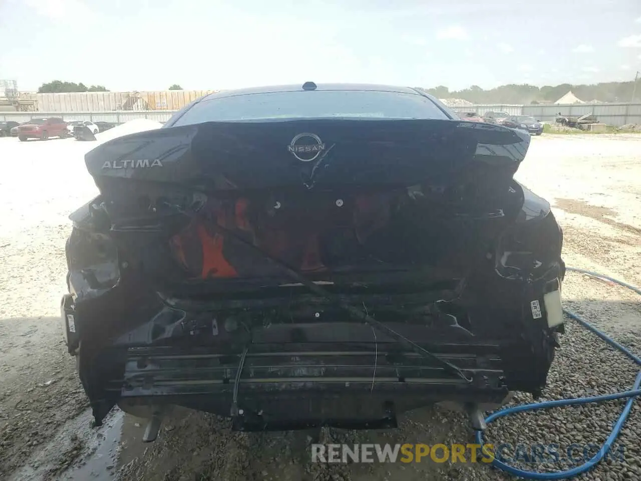 6 Photograph of a damaged car 1N4BL4DV4SN352670 NISSAN ALTIMA 2025