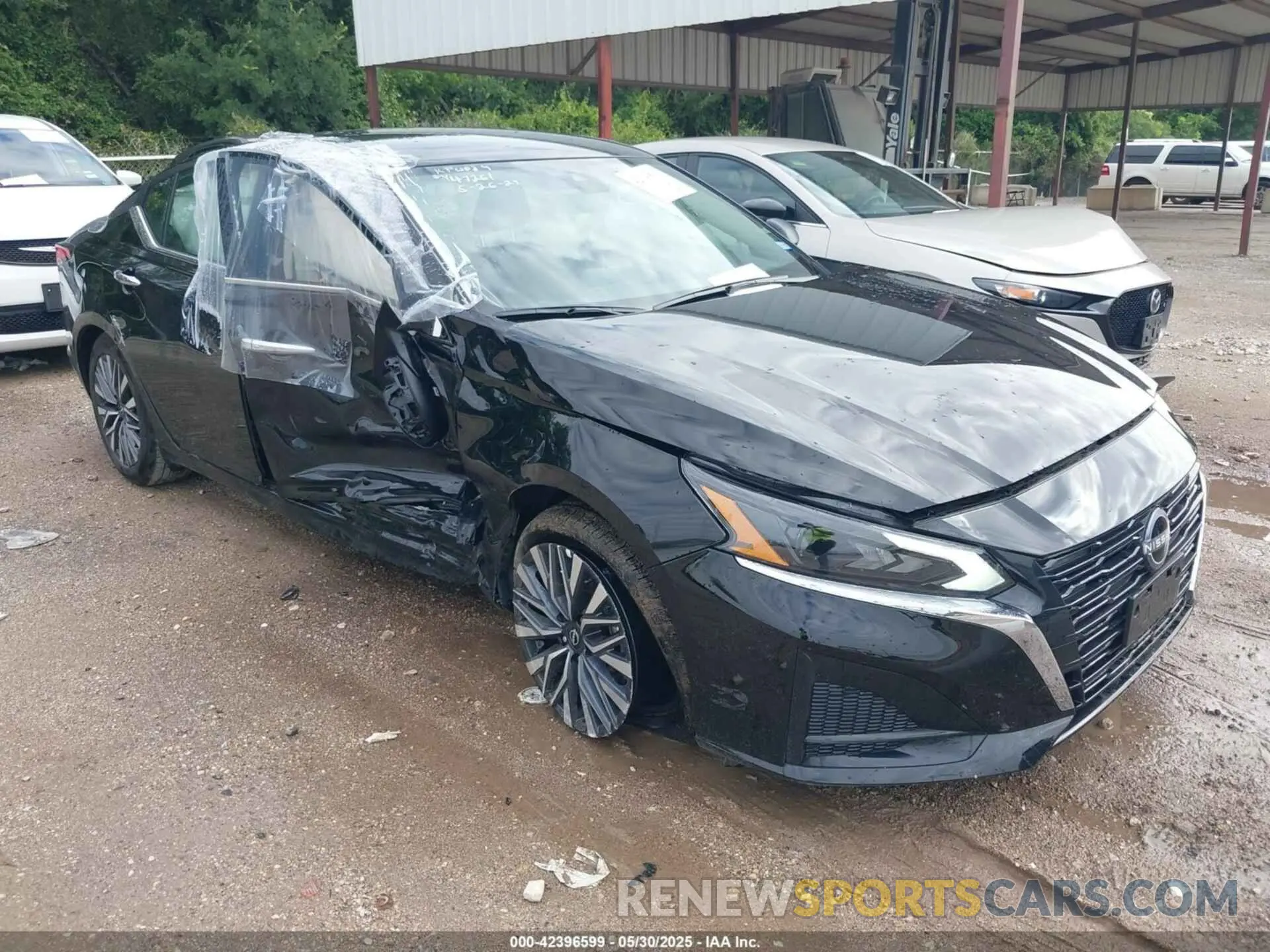 1 Photograph of a damaged car 1N4BL4DV4SN369159 NISSAN ALTIMA 2025