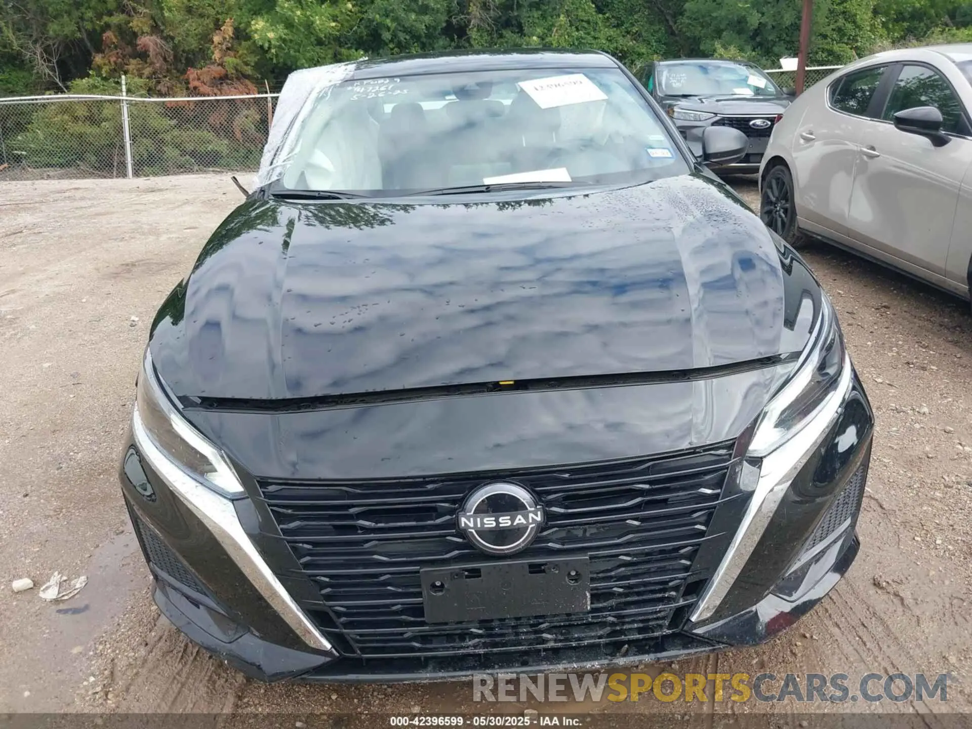 12 Photograph of a damaged car 1N4BL4DV4SN369159 NISSAN ALTIMA 2025