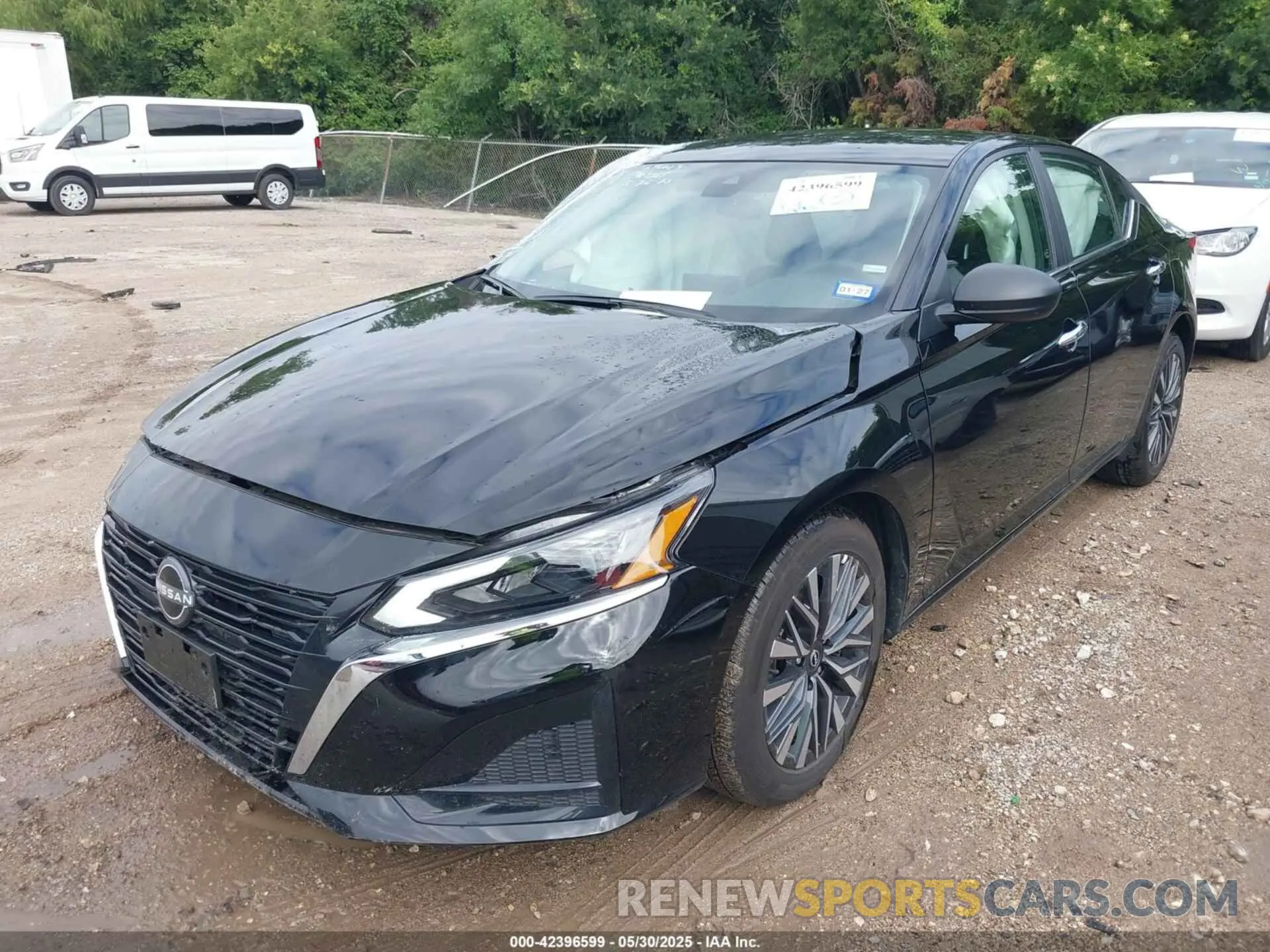 2 Photograph of a damaged car 1N4BL4DV4SN369159 NISSAN ALTIMA 2025