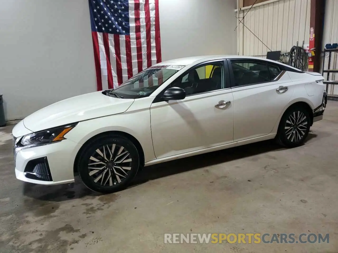 1 Photograph of a damaged car 1N4BL4DV4SN377553 NISSAN ALTIMA 2025