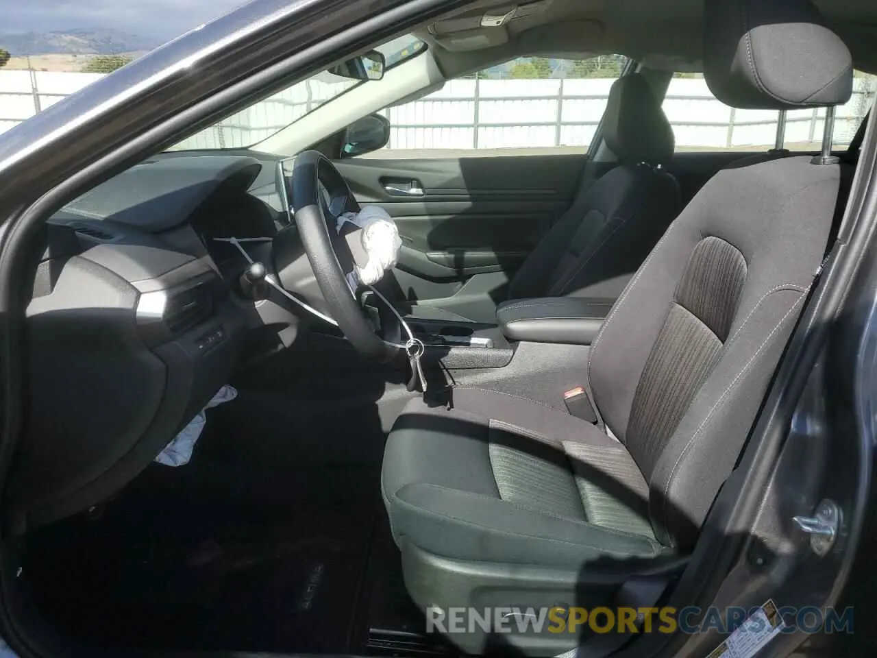 7 Photograph of a damaged car 1N4BL4DV5SN350734 NISSAN ALTIMA 2025