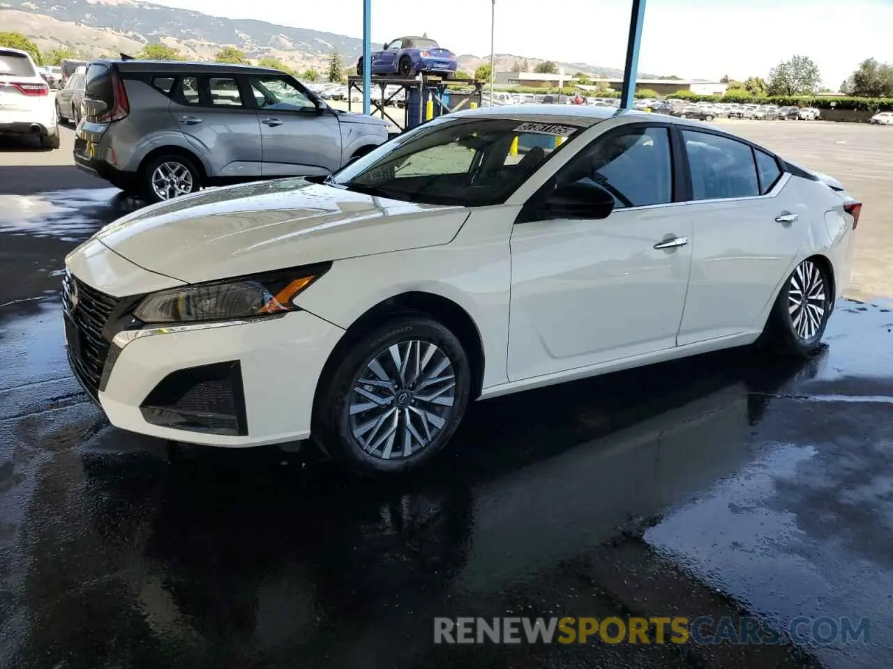 1 Photograph of a damaged car 1N4BL4DV5SN353777 NISSAN ALTIMA 2025