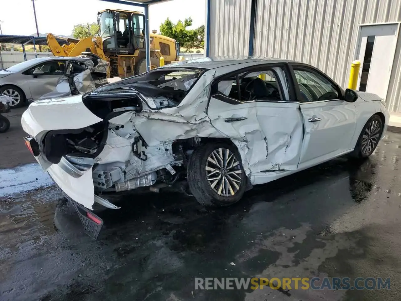 3 Photograph of a damaged car 1N4BL4DV5SN353777 NISSAN ALTIMA 2025