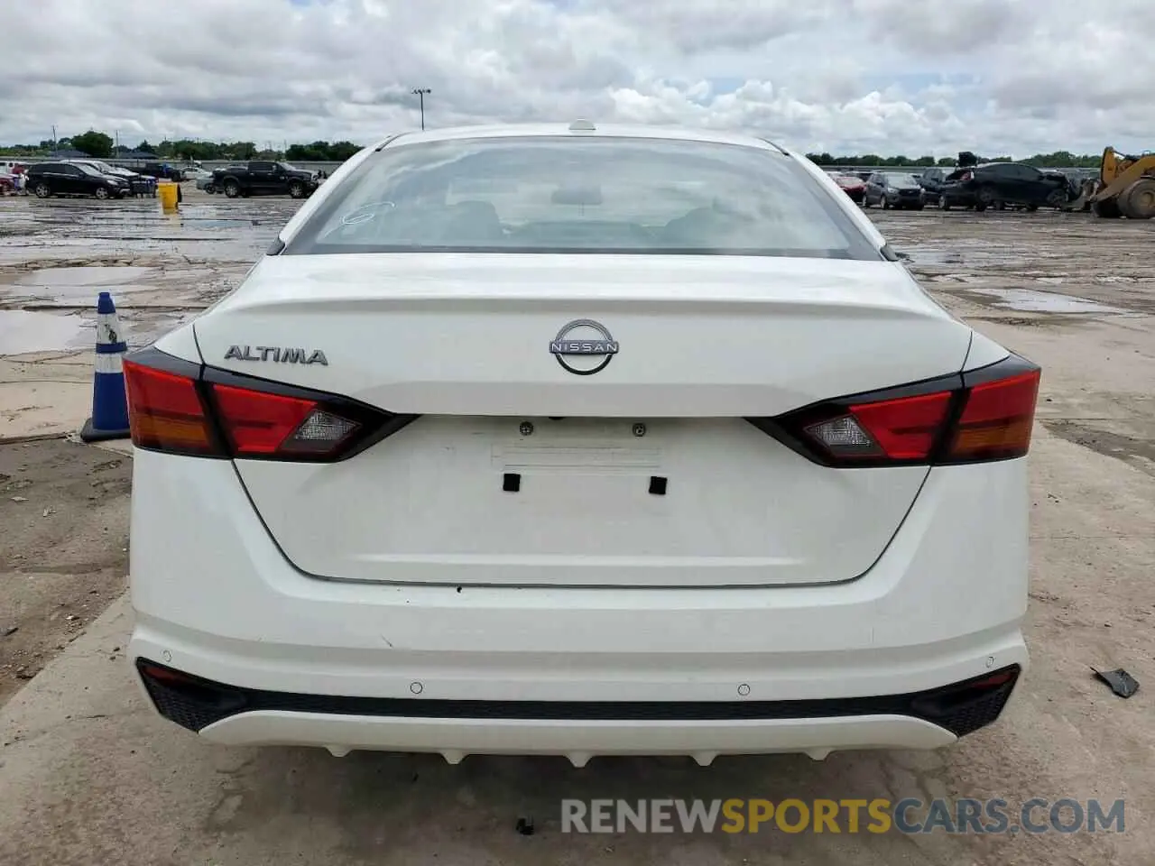 6 Photograph of a damaged car 1N4BL4DV5SN355206 NISSAN ALTIMA 2025