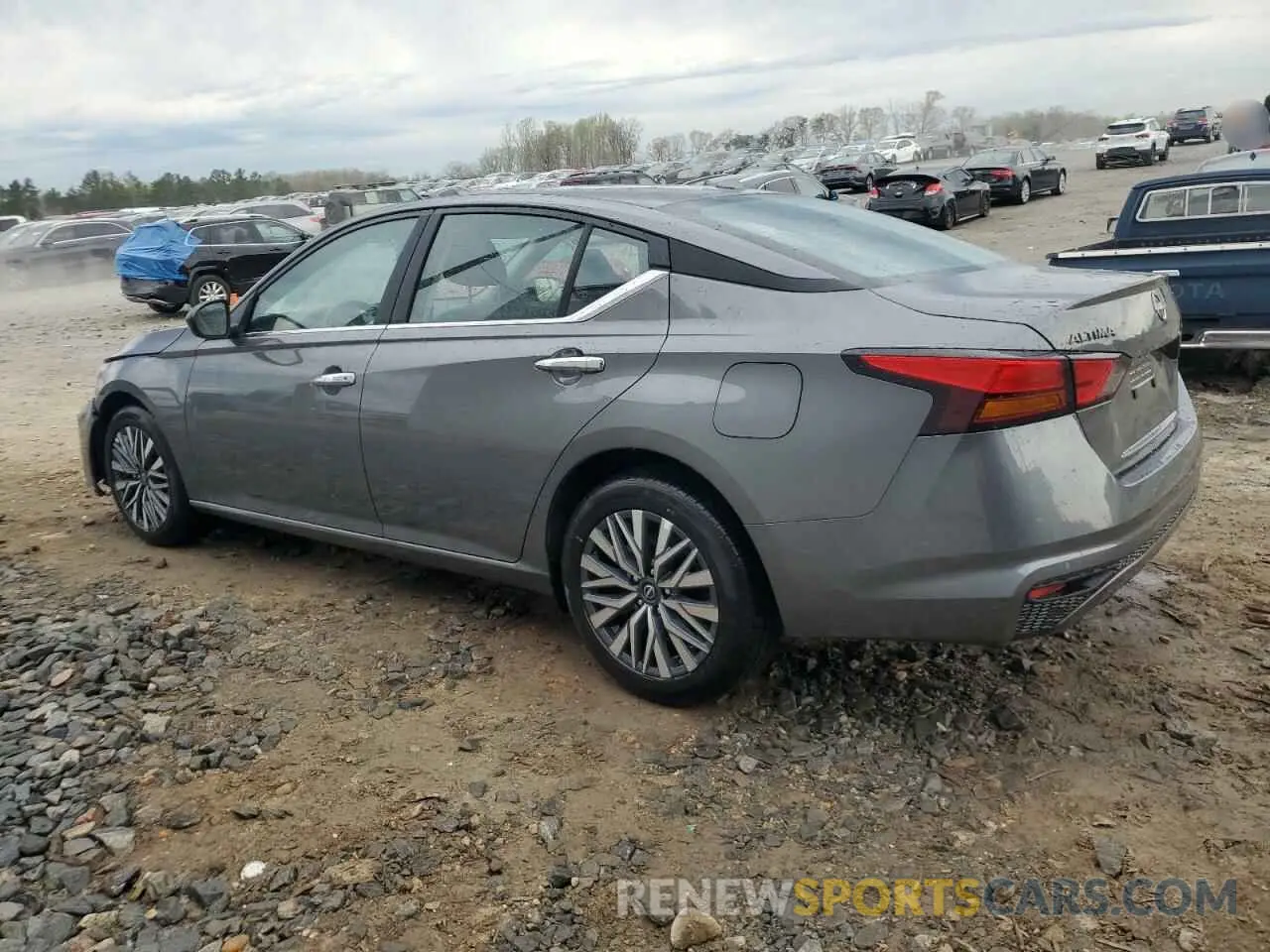 2 Photograph of a damaged car 1N4BL4DV5SN368554 NISSAN ALTIMA 2025