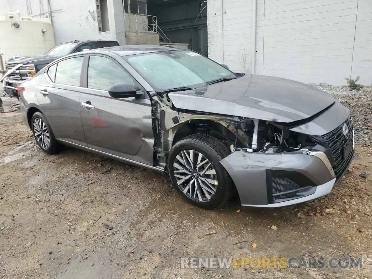 4 Photograph of a damaged car 1N4BL4DV5SN368554 NISSAN ALTIMA 2025